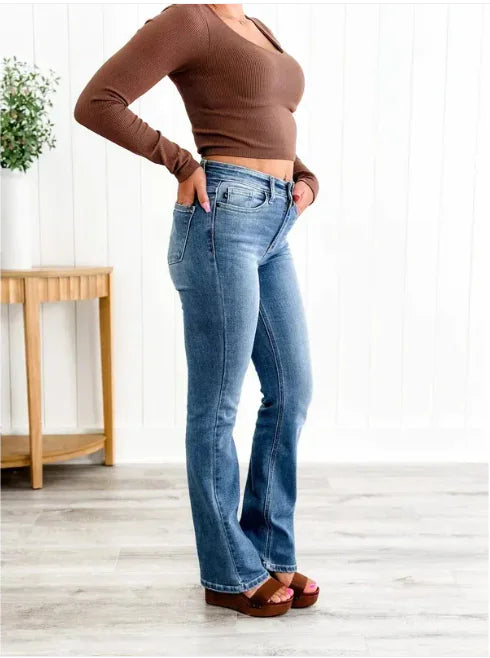 CurveFlex Plus Size Slim-Fit Stretch Jeans